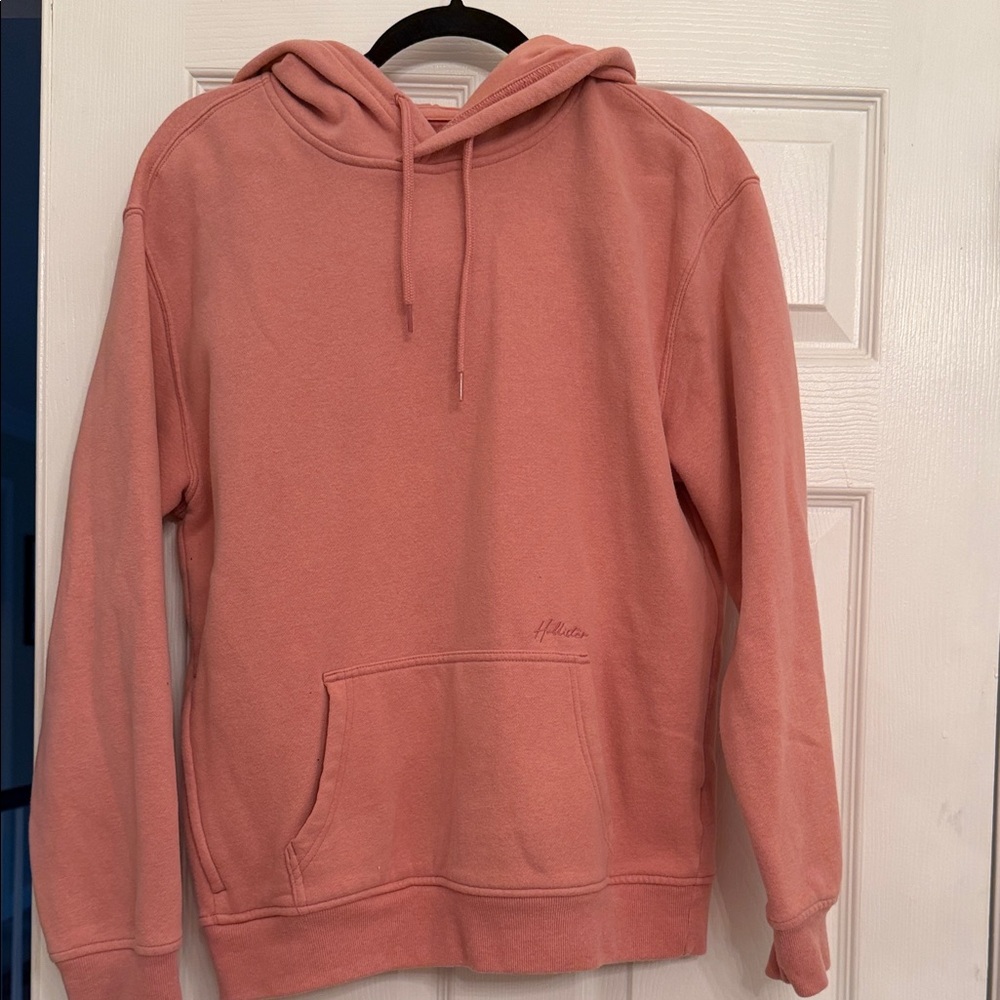 Hollister Men's Coral Hoodie Sweater